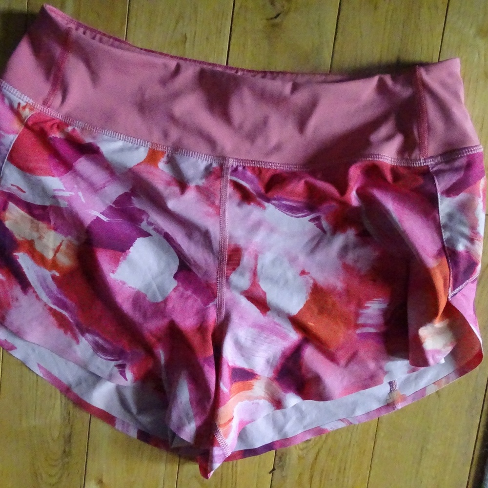 ATHLETA SHORTS